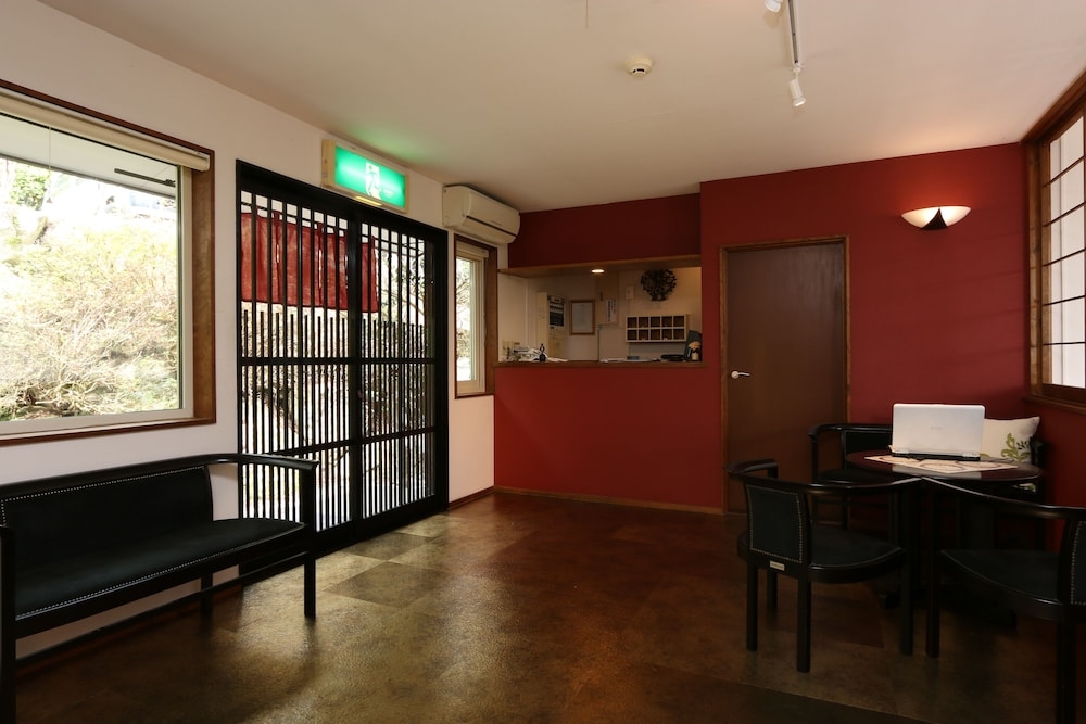 ロビー応接スペース