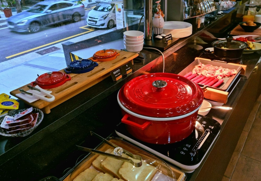 朝食ビュッフェ