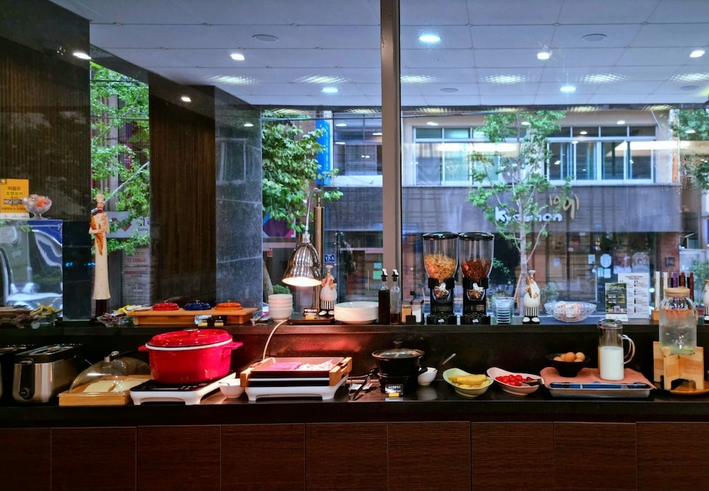 朝食ビュッフェ