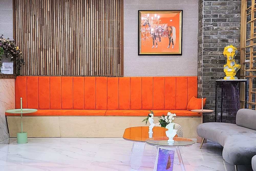 ロビー応接スペース