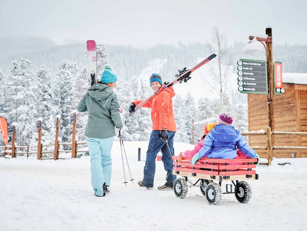 スノー スポーツとスキー