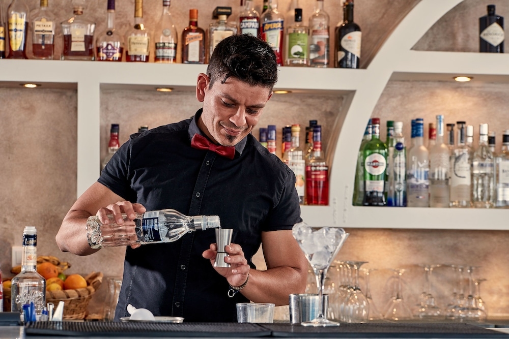 プールサイドバー