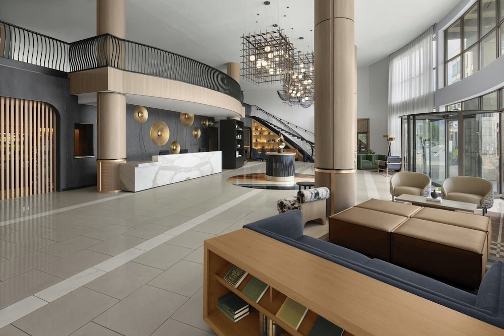 ロビーラウンジ