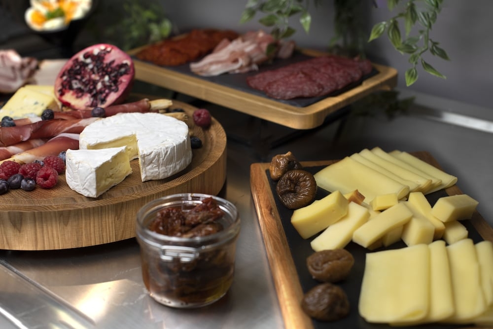 朝食ビュッフェ