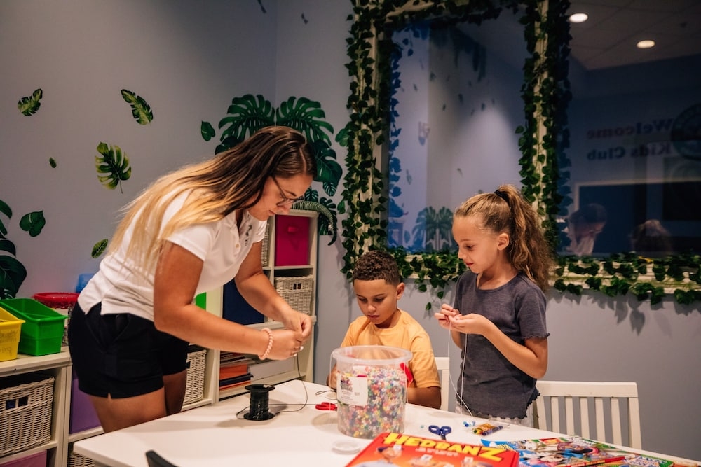 子供向けアクティビティ