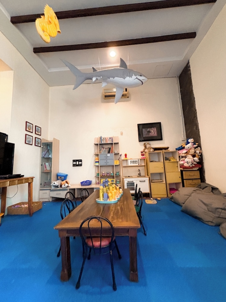 子供用の遊び場 - 屋内