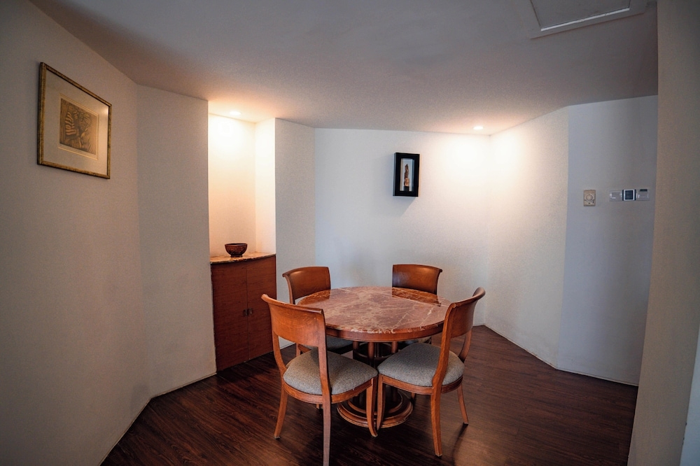 ダイニングルーム