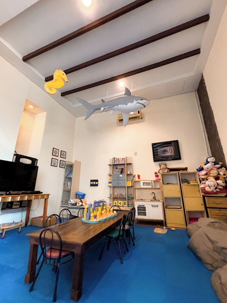 子供用の遊び場 - 屋内