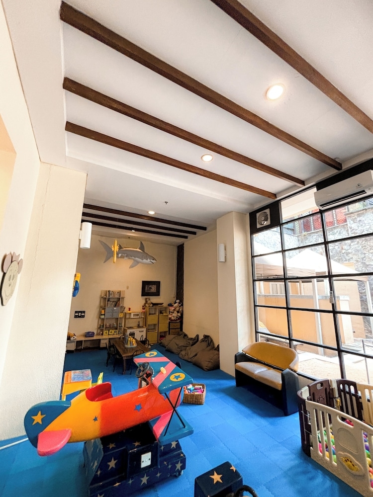 子供用の遊び場 - 屋内