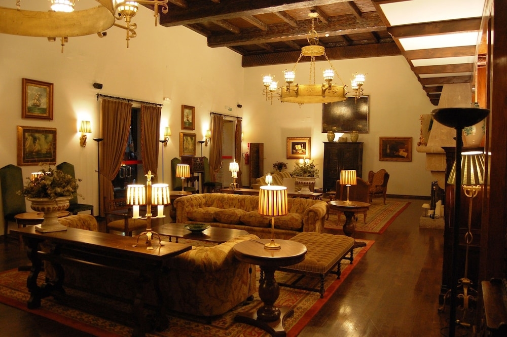 ロビーラウンジ