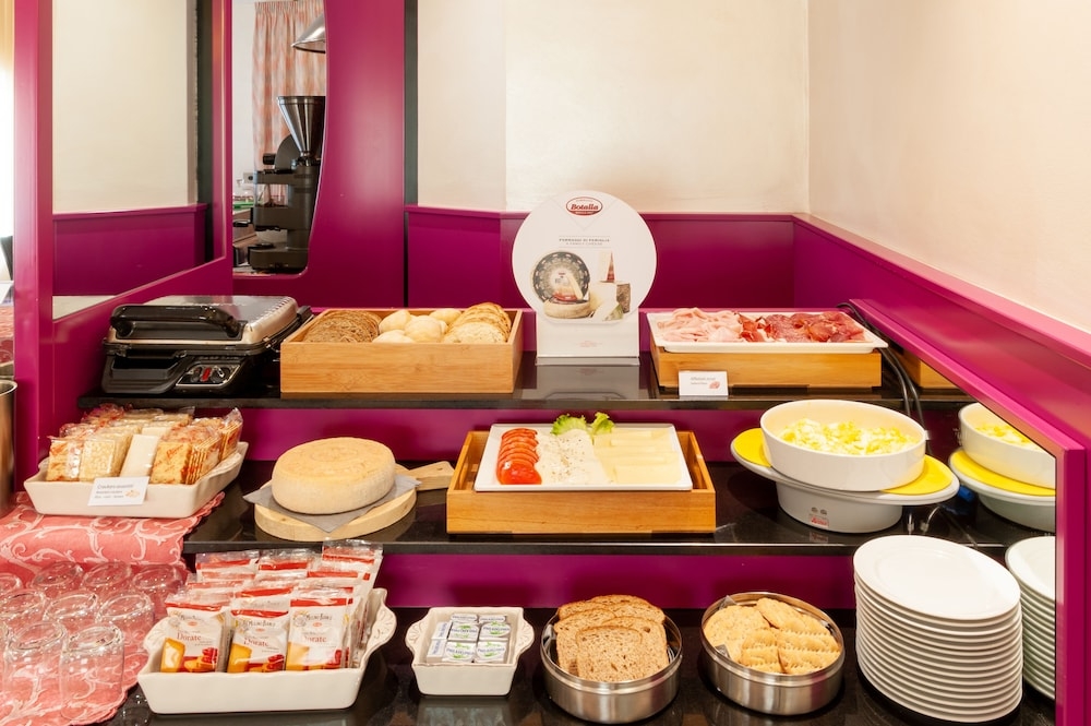 朝食ビュッフェ