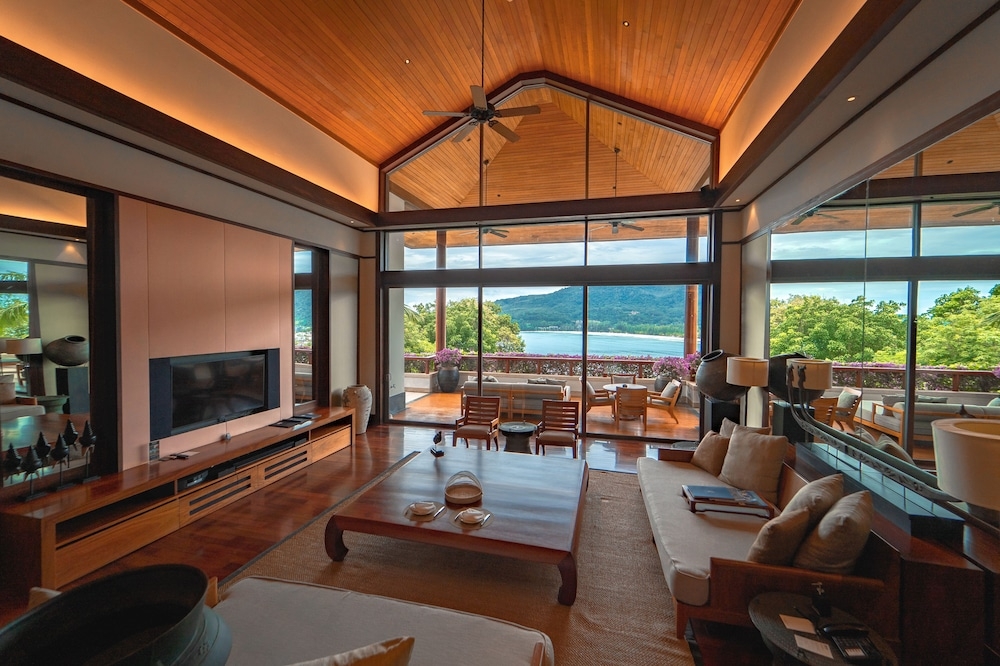 リビング エリア