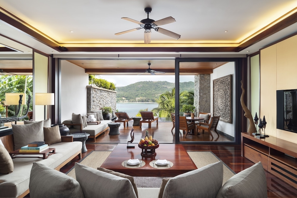 リビング エリア