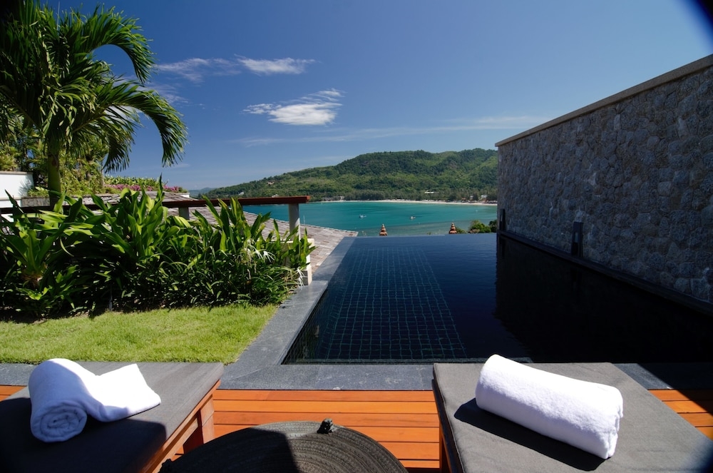 プライベートプール