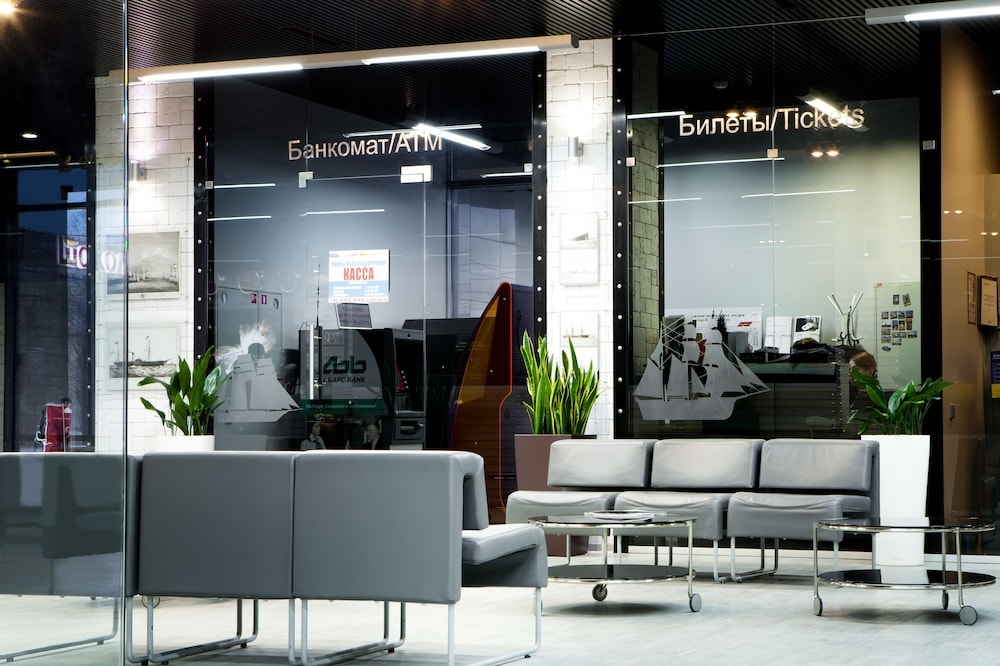 ロビー応接スペース