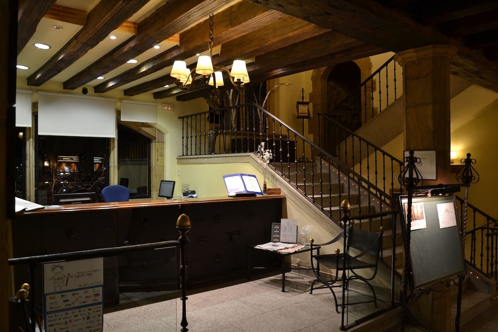 チェックイン / チェックアウト キオスク