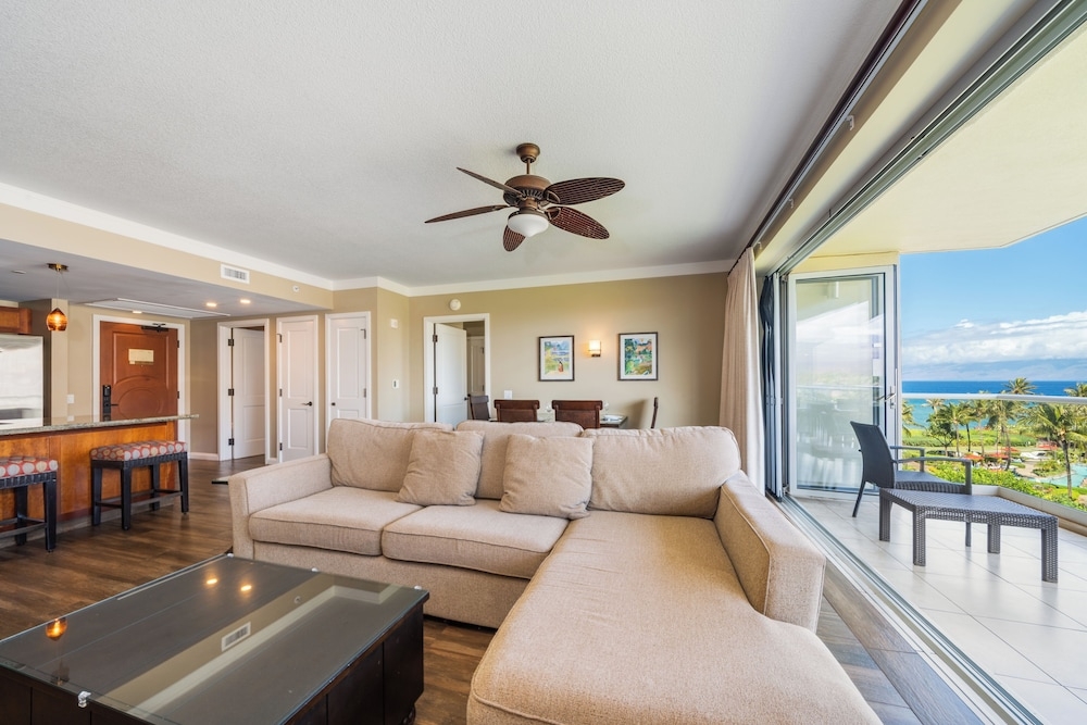 リビング エリア