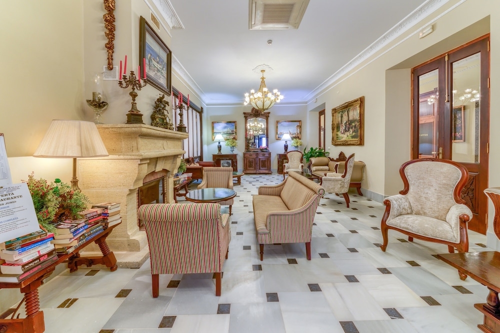 ロビーラウンジ