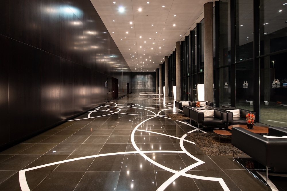 ロビー応接スペース