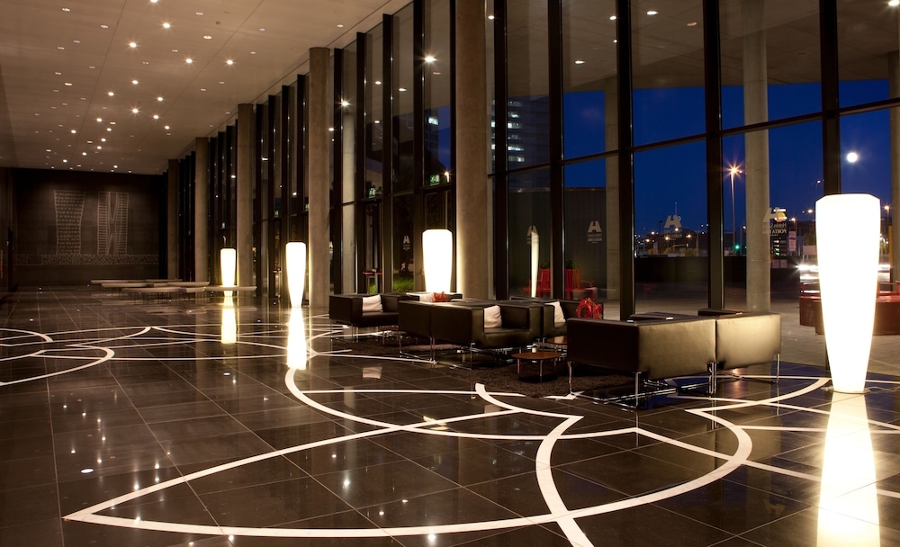 ロビー応接スペース