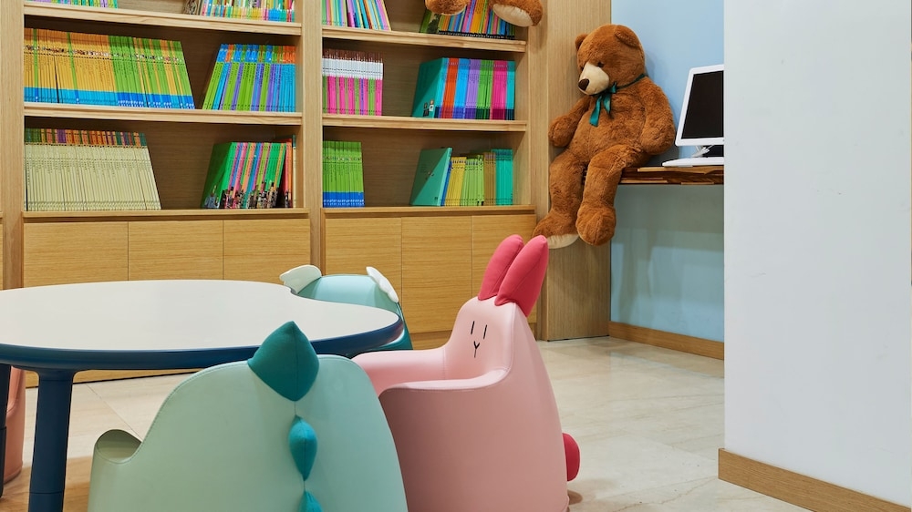 子供用の遊び場 - 屋内