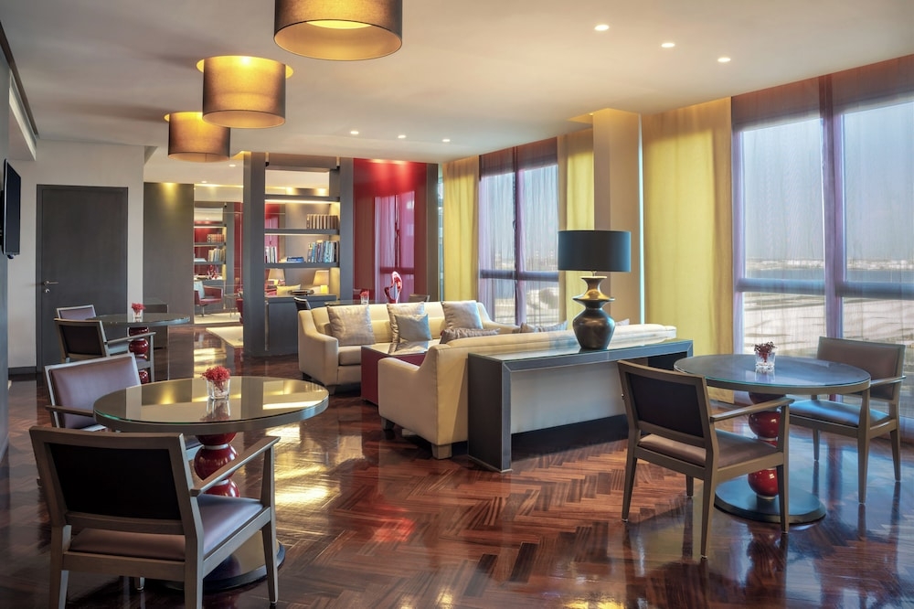 エグゼクティブ ラウンジ