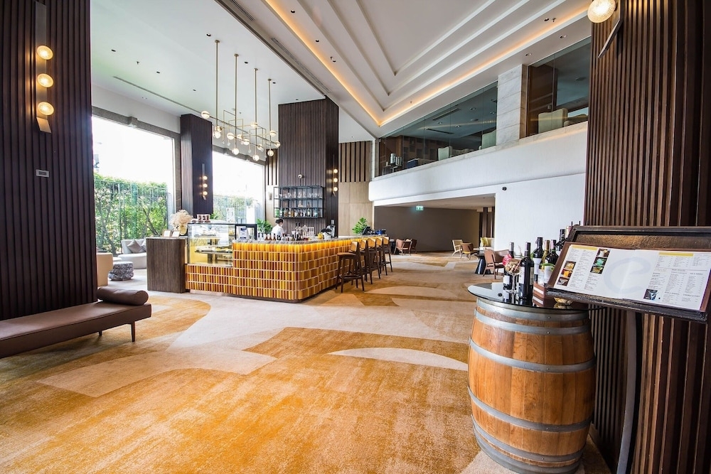 ロビーラウンジ