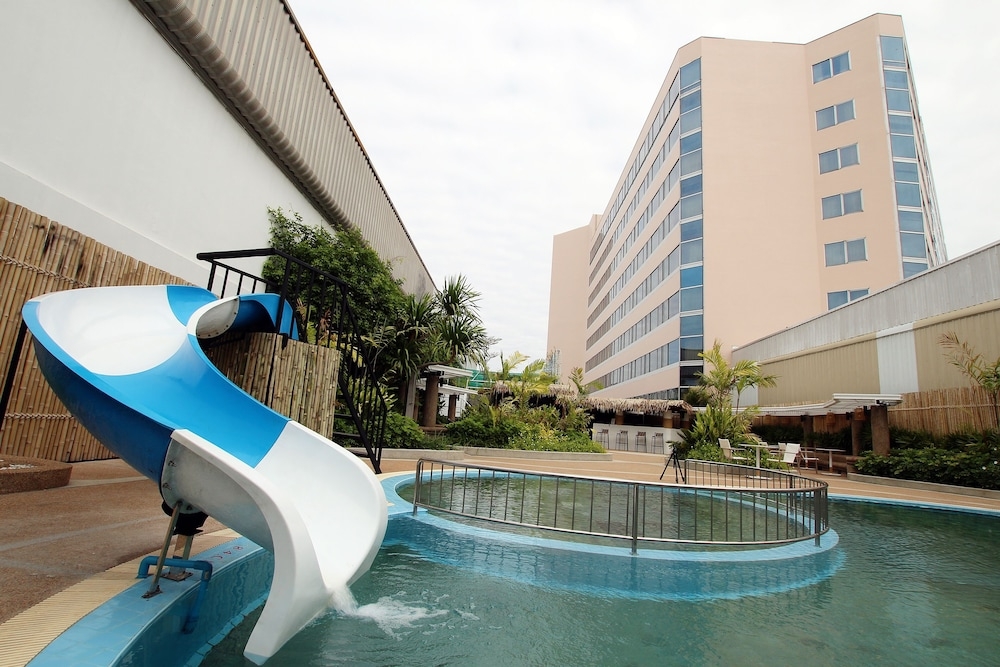 ウォータースライド