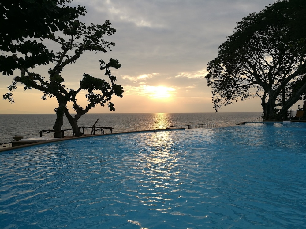 インフィニティ プール