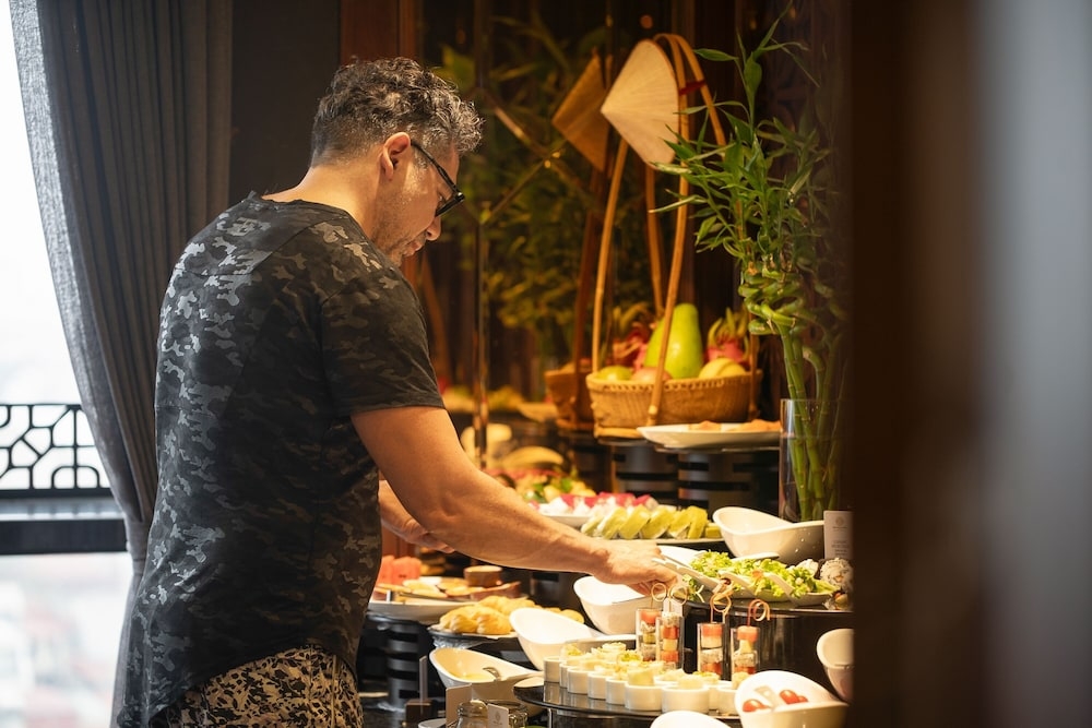 朝食ビュッフェ