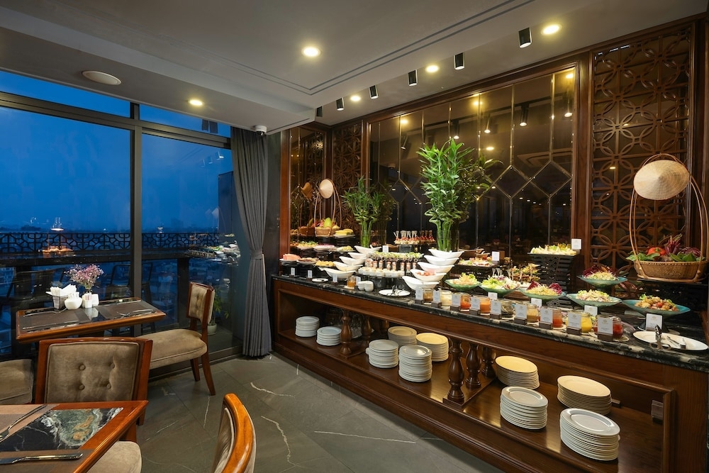 朝食ビュッフェ