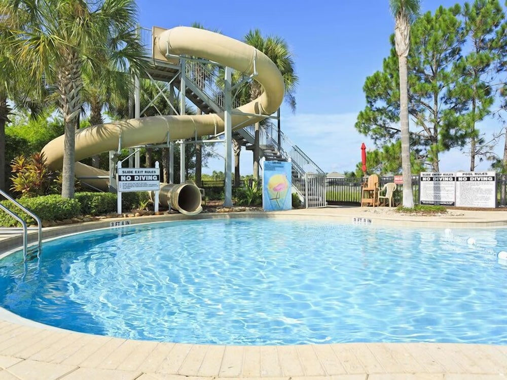 ウォータースライド