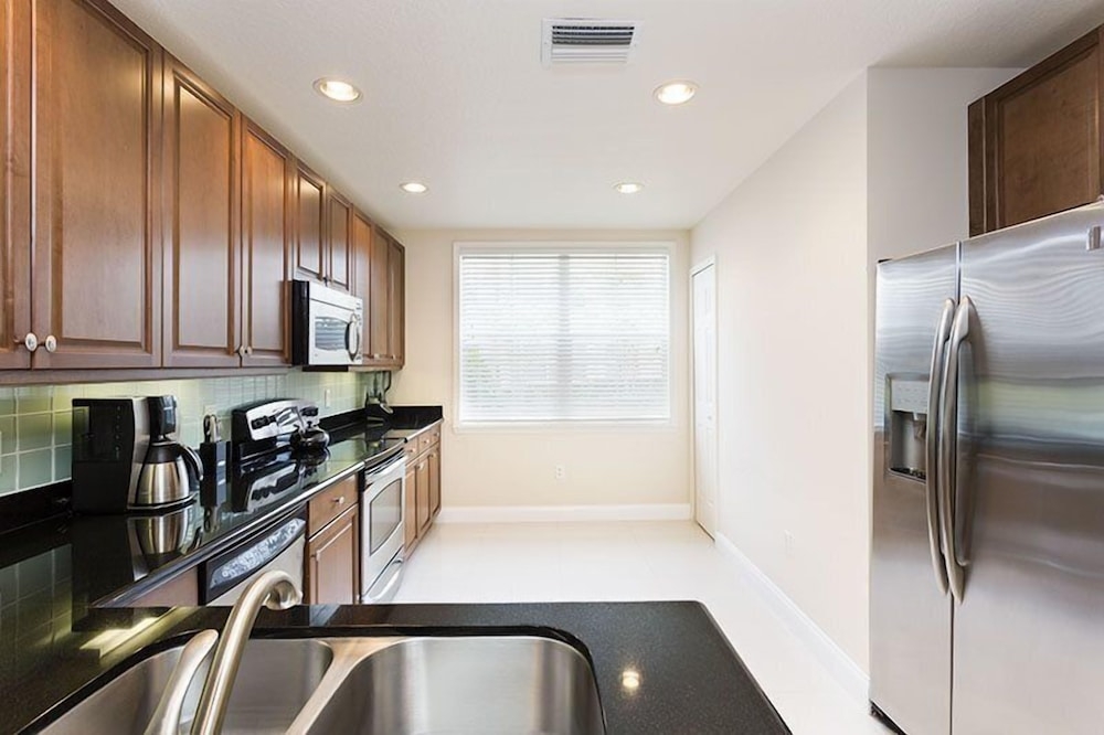 共用キッチン設備