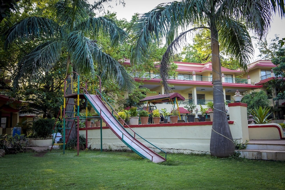 子供用の遊び場 - 屋外