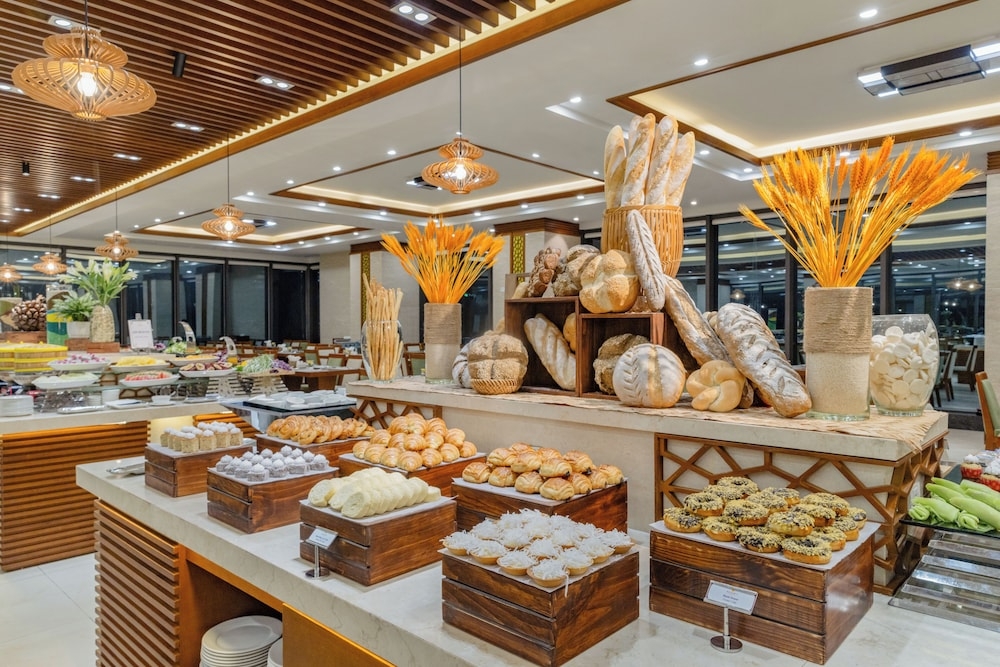 朝食ビュッフェ