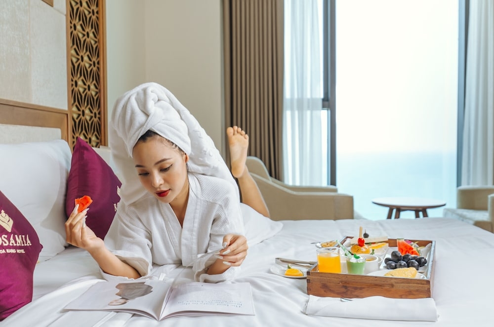 ルームサービス