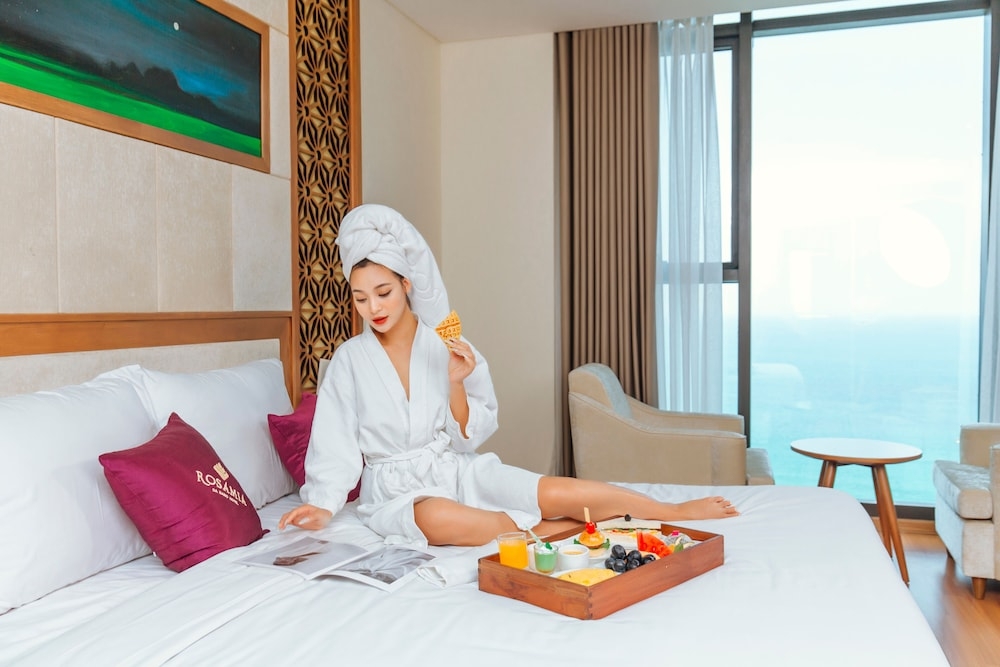 ルームサービス