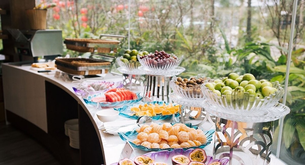 朝食ビュッフェ