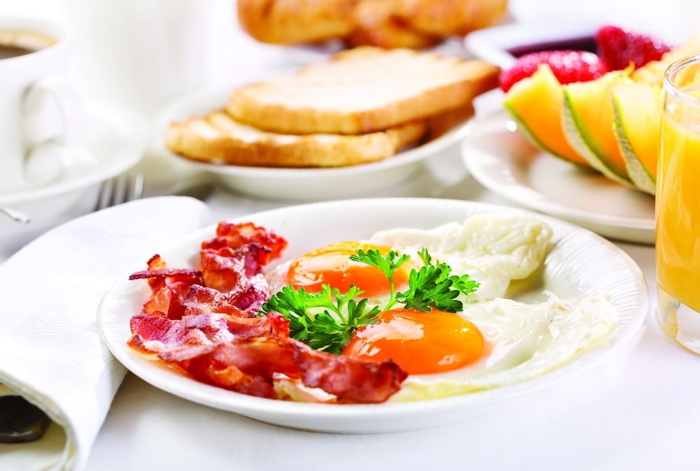 朝食ビュッフェ