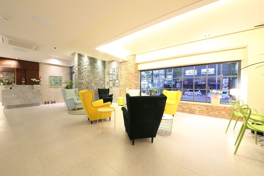 ロビー応接スペース