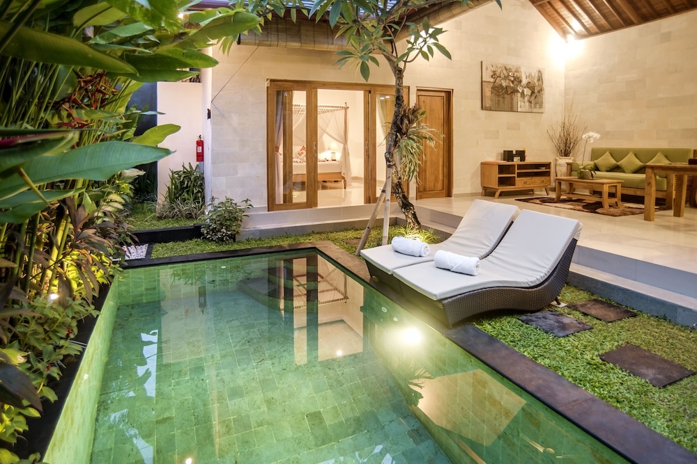 プライベートプール