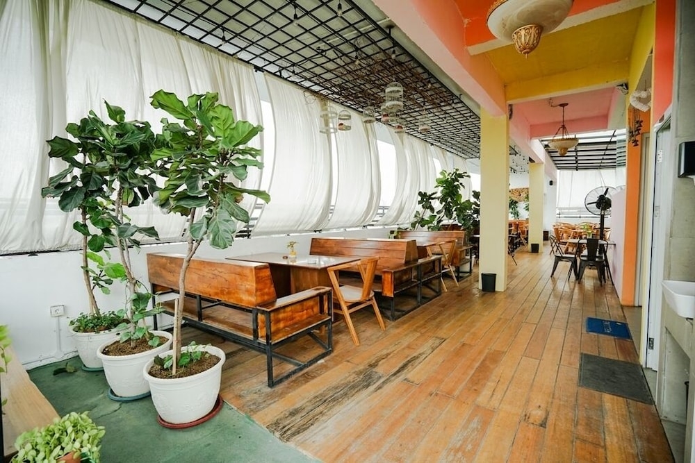 屋外ダイニングエリア