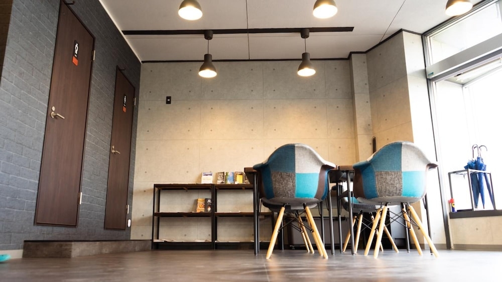 ロビーラウンジ