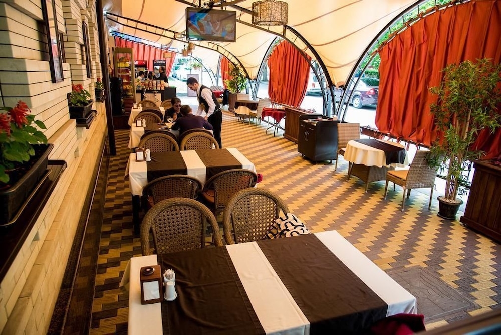 屋外バンケット スペース