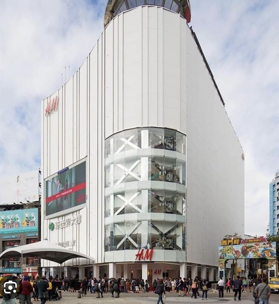 ショッピングモール