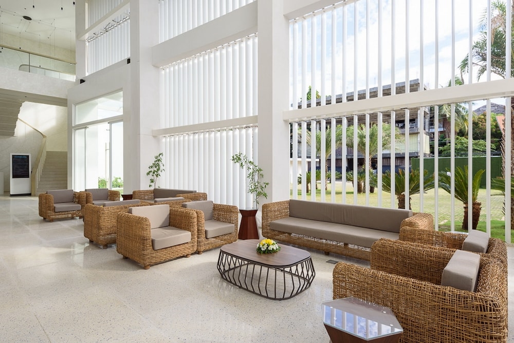 ロビー応接スペース