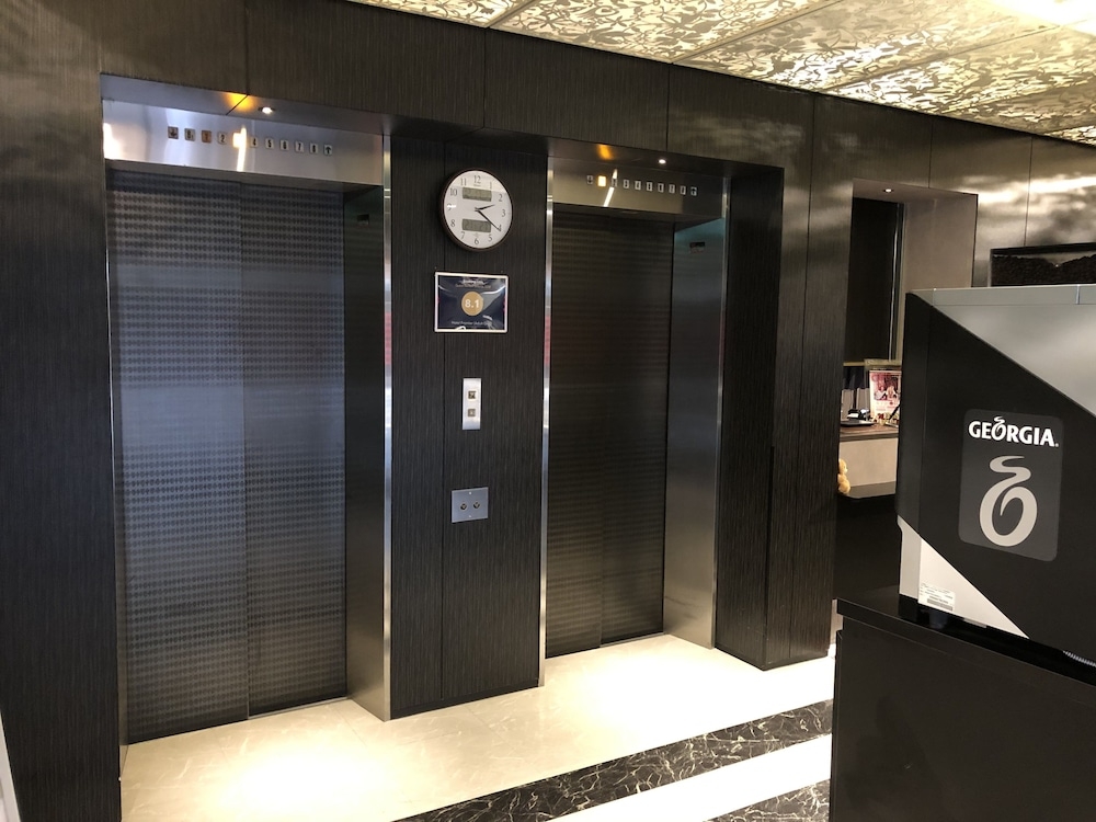 内部エントランス