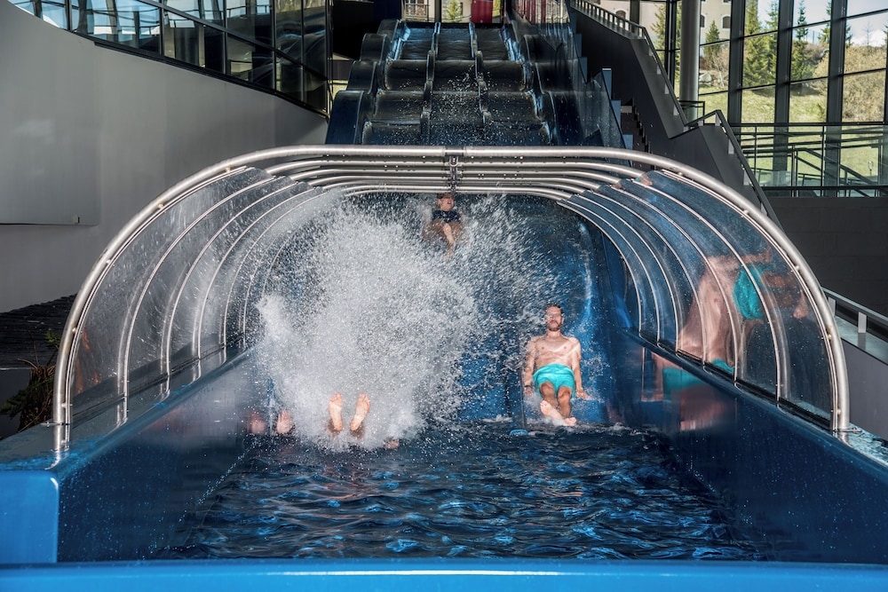 ウォータースライド