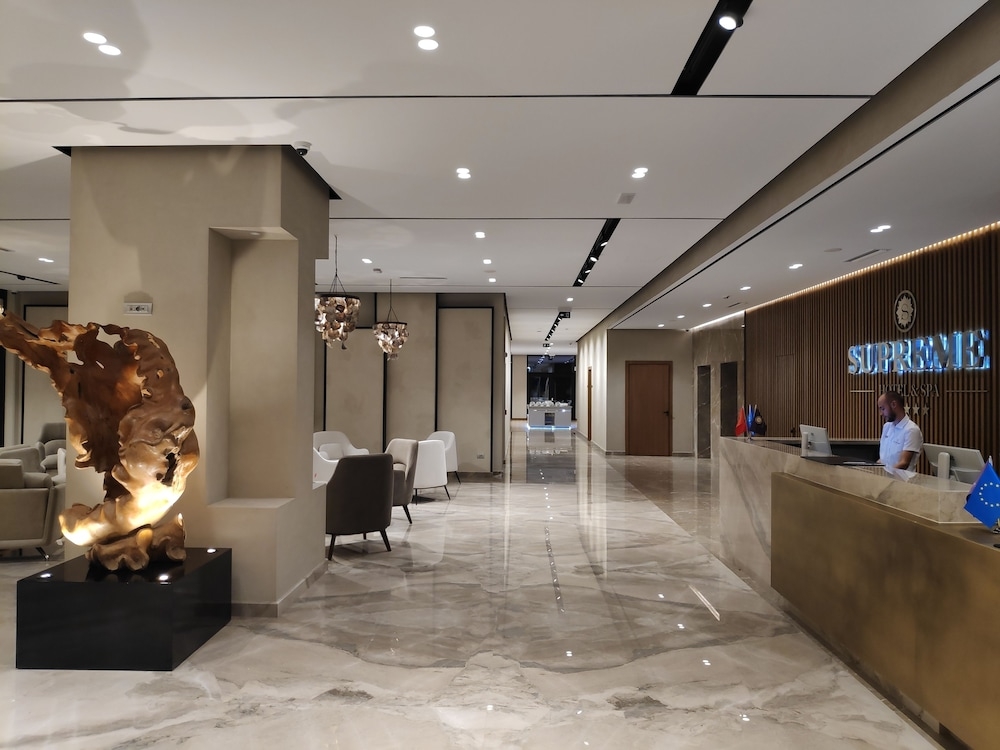 内部エントランス