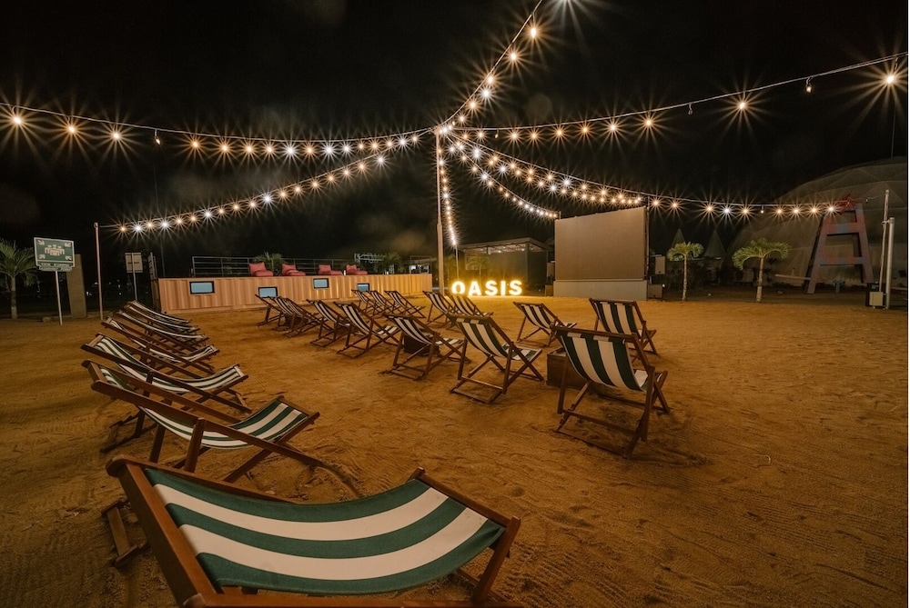 屋外ダイニングエリア